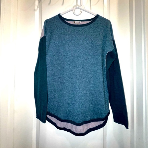 Smartwool Sweaters - Smartwool Womens Shadow Pine Colorblock Sweater in Mist Blue/Twilight Marl